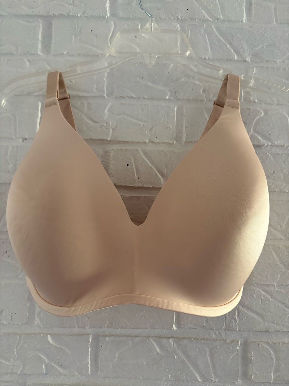Soma Nude Vanishing 360 Wireless Bra 36DDD